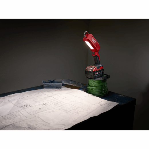 Milwaukee M18 18-Volt Lithium-Ion Cordless 300-Lumen LED Stick Light (Tool-Only)