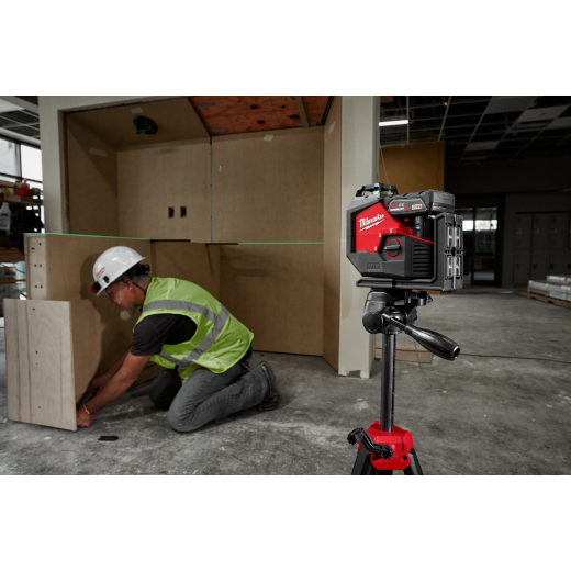 MILWAUKEE - M12™ Green 360° Single Plane Laser Kit
