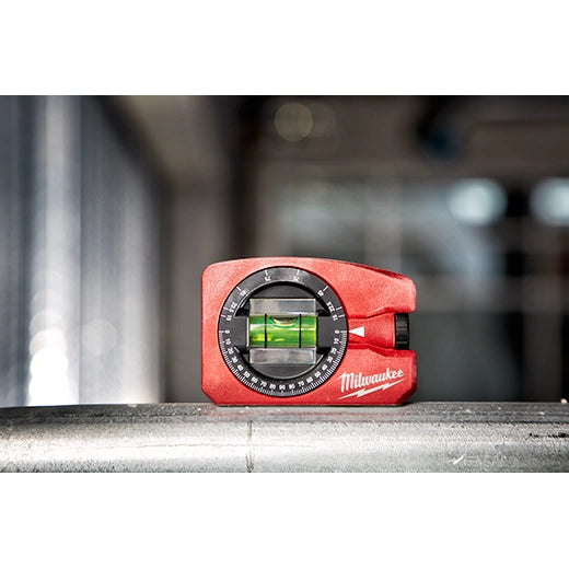 MILWAUKEE - 360° Pocket Level