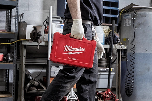 MILWAUKEE - 3/8" Drive 32pc Ratchet & Socket Set - Metric