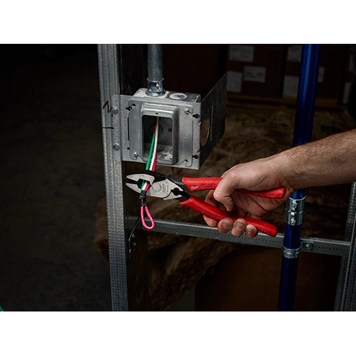 MILWAUKEE - 9" Comfort Grip High Leverage Lineman's Pliers with Crimper