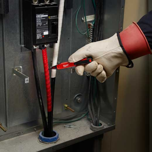 MILWAUKEE - Voltage Detector with LED